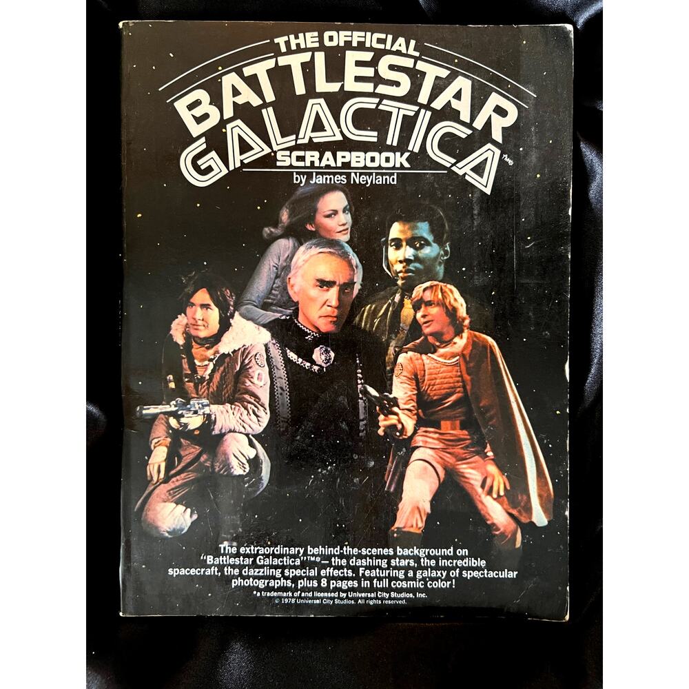 VINTAGE 1978 "OFFICIAL BATTLESTAR GALACTICA SCRAPBOOK - VG/NM - Never Opened